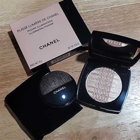 Plisse Lumiere de Chanel 